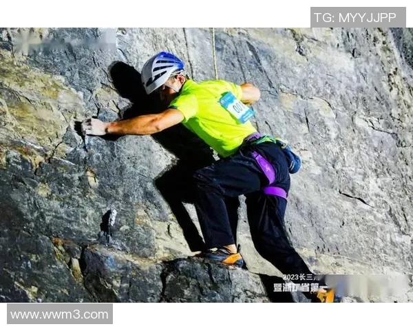 攀岩之巅：深入上海攀岩队的速度与激情探秘之旅